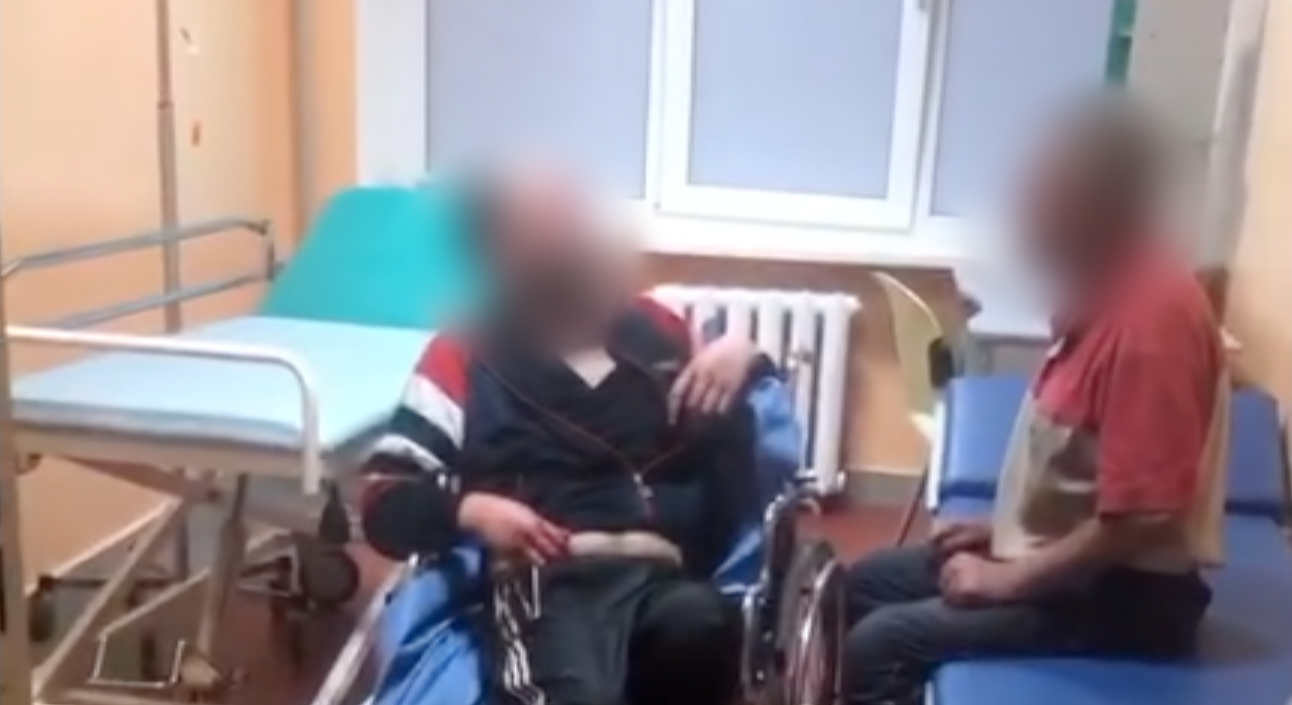 Збуджені, агресивні, не контактні: медсестра показала типових “алкопацієнтів” лікарні на Мазепи (ВІДЕО)