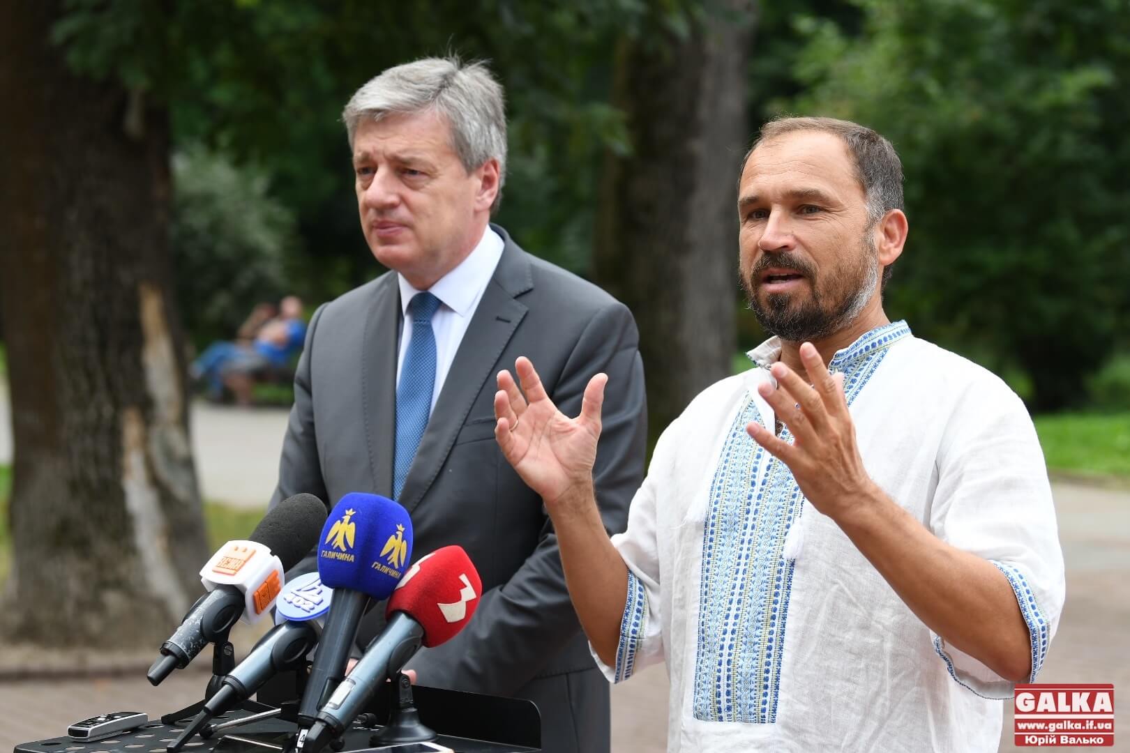 Вистава на висоті двох кілометрів: на Піп Івані франківські театрали зіграють «Націю» (ФОТО)