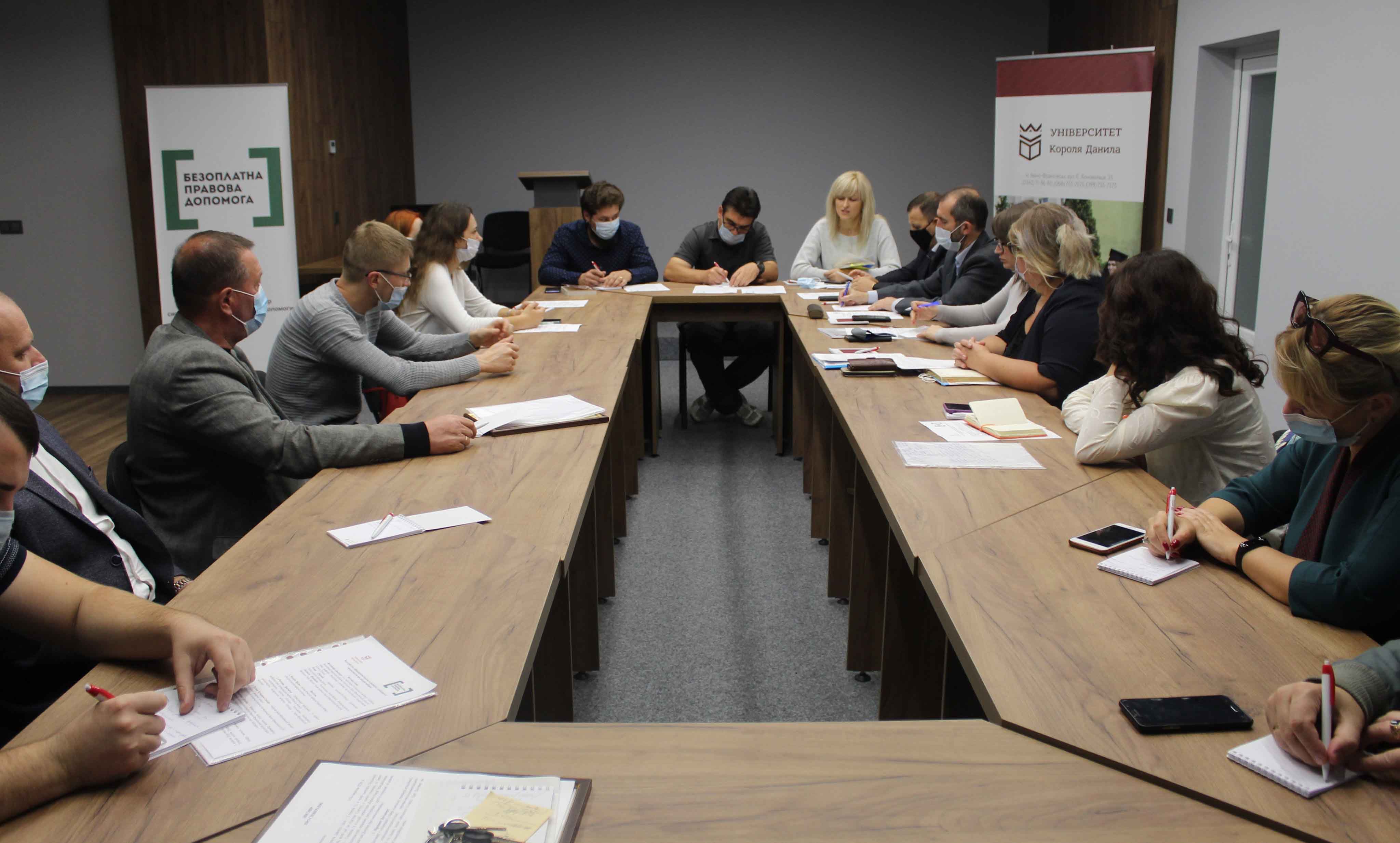 У Франківську говорили про особливості цьогорічних місцевих виборів (ФОТО)