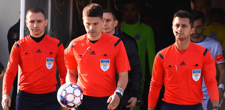 Стало відомо, хто судитиме сьогоднішній кубковий матч “Прикарпаття” з “Колосом”