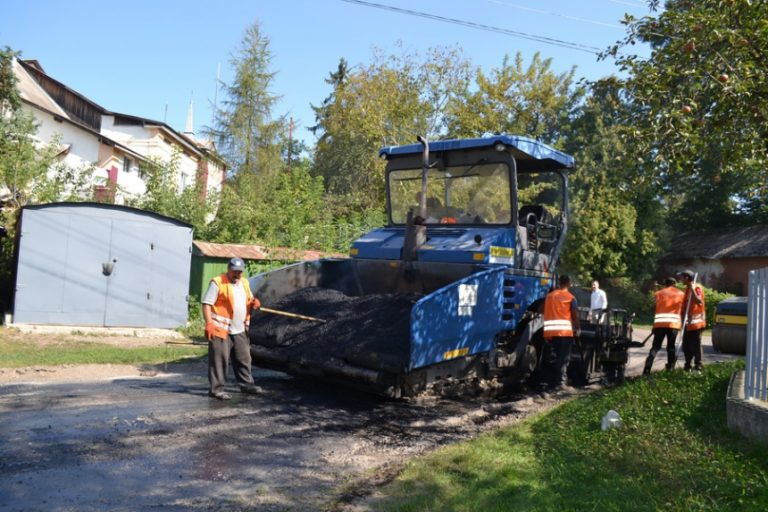Сім доріг відремонтували у Тисмениці, які зруйнувала червнева негода (ФОТО)
