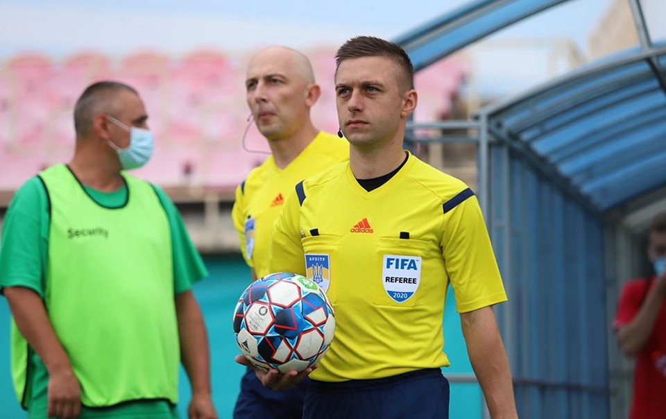 Стало відомо, хто судитиме виїзний матч “Прикарпаття” з “Поліссям”
