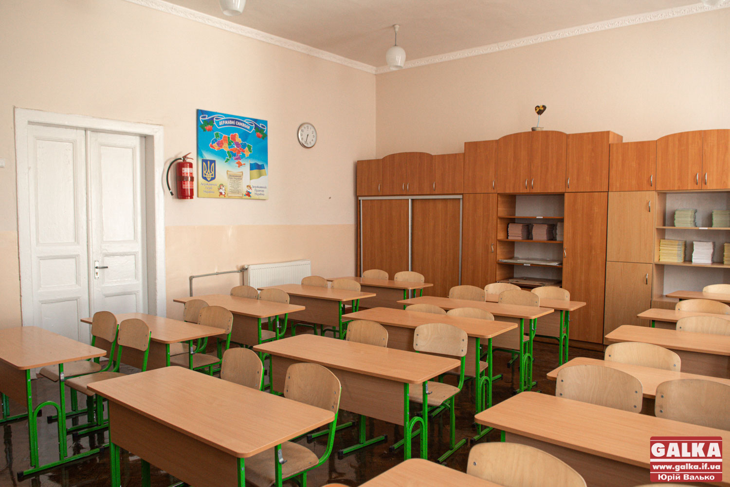 Деякі франківці хочуть, щоб їхні діти навчалися дистанційно. Мер доручив транслювати уроки