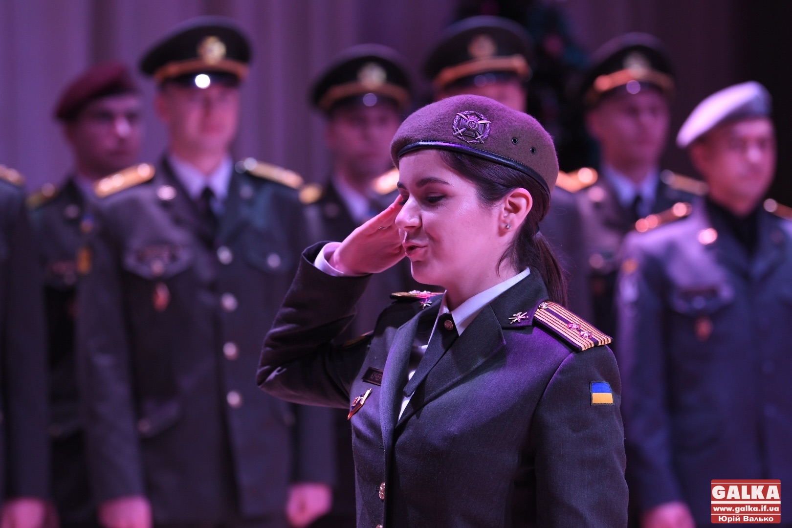 15 курсантів франківського вишу урочисто отримали звання лейтенантів. Вперше серед них – дівчина (ФОТО)