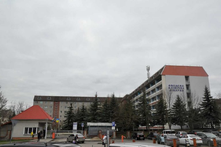 Обласна лікарня отримала новий аналізатор електролітів