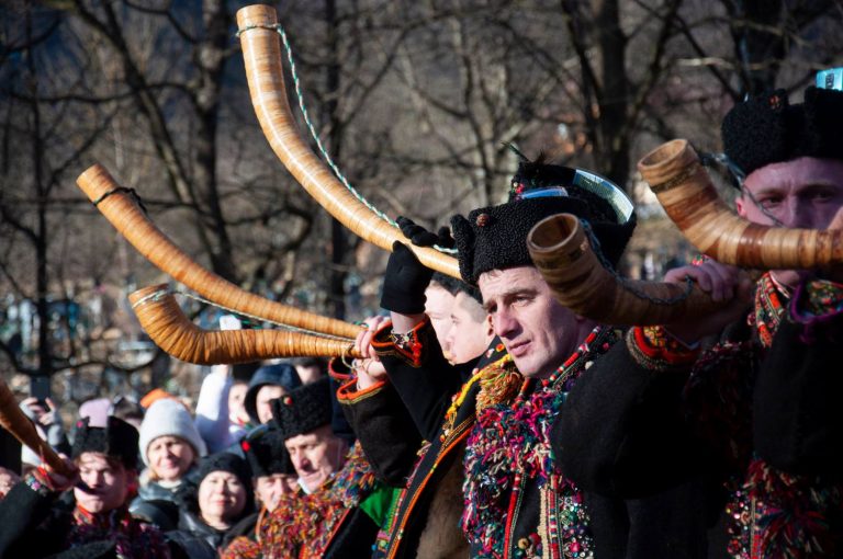 Парк Історії Землі цієї неділі кличе на спільне встановлення рекорду із виконання коляди