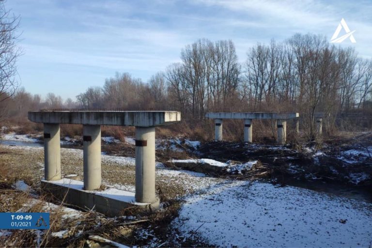 На Прикарпатті почали будувати міст, зруйнований 13 років тому (ФОТО)