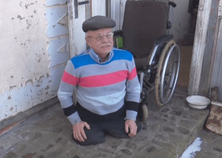 На Косівщині потребуючі люди залишилися без допомоги, бо влада звільнила соцпрацівників (ВІДЕО)