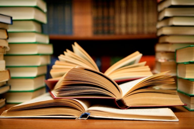 В області визначили найкращі книги прикарпатських авторів 2020 року