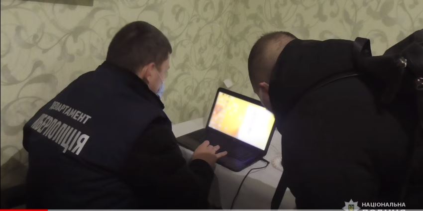 Франківець створив два нелегальні онлайн-кінотеатри і завдав кінокомпаніям збитків на 2,5 млн (ВІДЕО)