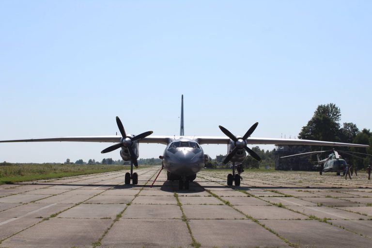 Коломийські авіатори відзначають 15-річчя військової частини. Історія летовища (ФОТО)