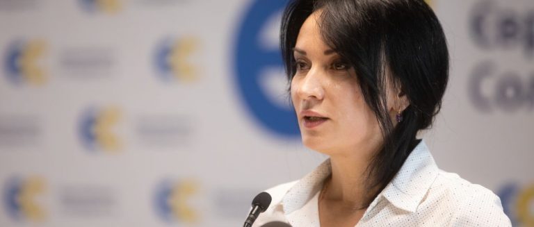 Карпати повинні отримати новий імпульс розвитку, – кандидатка у 87 окрузі Маруся Звіробій подала документи в ЦВК