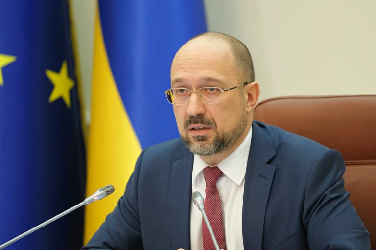 Фінансування Франківського драмтеатру: Держипільський нарікає на “байдужість” прем’єр-міністра Шмигаля