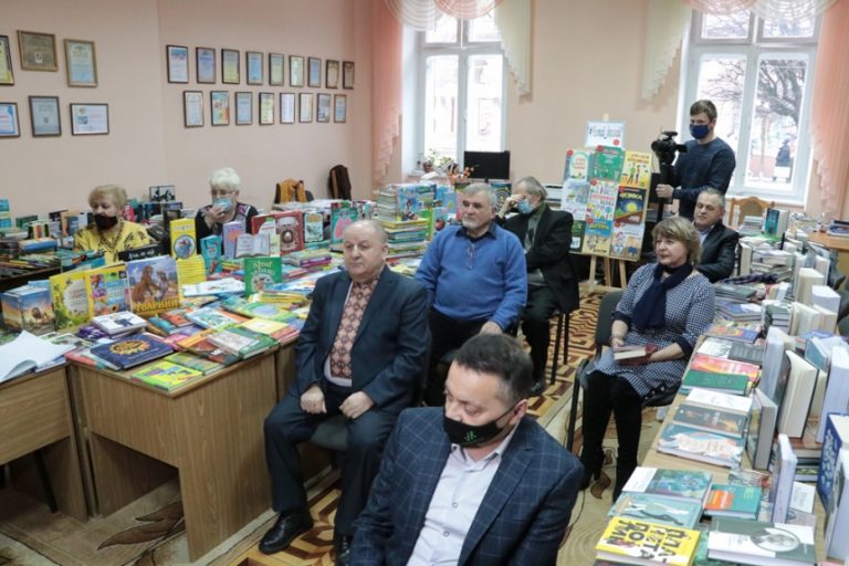 У Франківську нагородили переможців обласного конкурсу “Книжка Прикарпаття – 2020” (ФОТО)