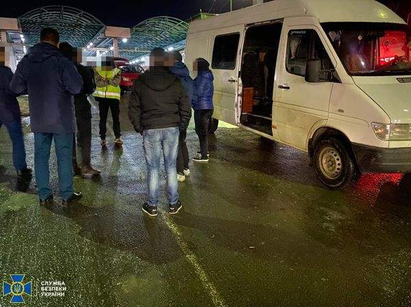 Мешканці Прикарпаття та Львівщини нелегально переправляли мігрантів в ЄС (ФОТО)