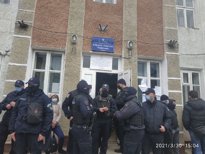 ЦВК замінила голову та трьох членів скандальної ОВК в Надвірній