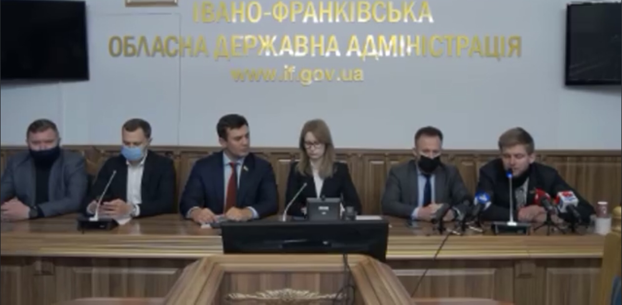 “Гравці минулого” намагаються виграти за допомогою різних маніпуляцій, – нардепи від “Слуги народу” про ситуацію з ОВК №87 (ВІДЕО)