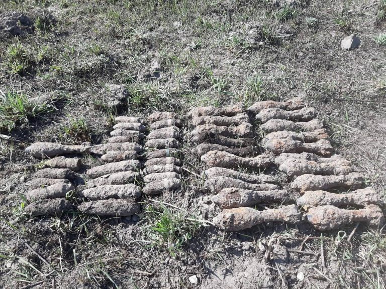 Майже 50 застарілих боєприпасів знайшли у Франківському районі (ФОТО)