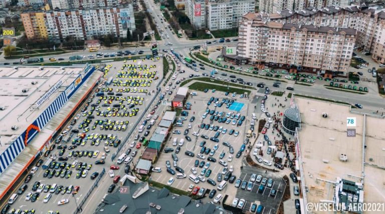 У Франківську збирають комісію через McDonald’s і транспортний колапс на Каскаді