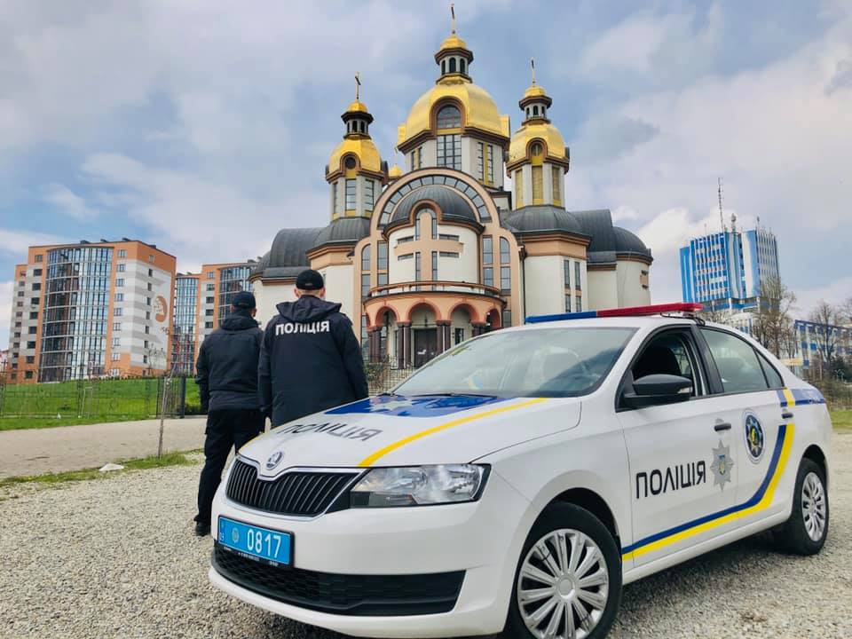 На Великдень близько 2 000 правоохоронців забезпечуватимуть порядок (ФОТО, ВІДЕО)