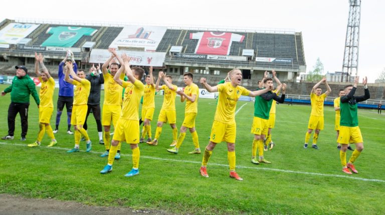 У п’ятницю вхід на матч “Прикарпаття” – “Металіст 1925” буде вільний