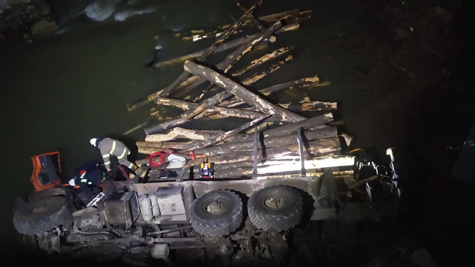 Причиною смертельної аварії на Калущині могла бути несправність вантажівки – поліція (ВІДЕО)