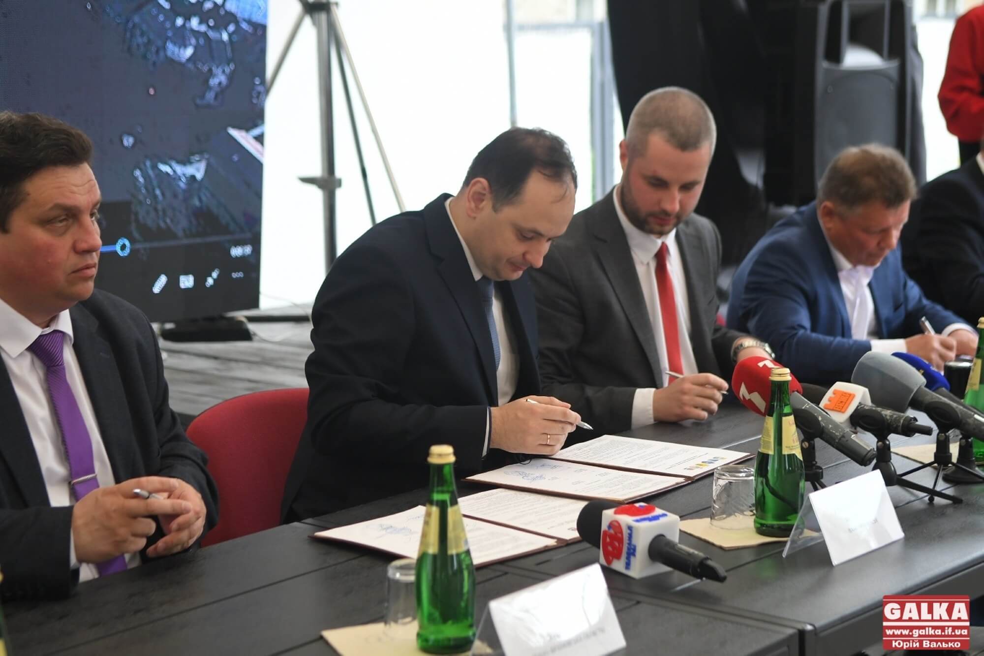 Франківськ підписав меморандум з «ідеальними» містами. Що планують зробити? (ФОТО)
