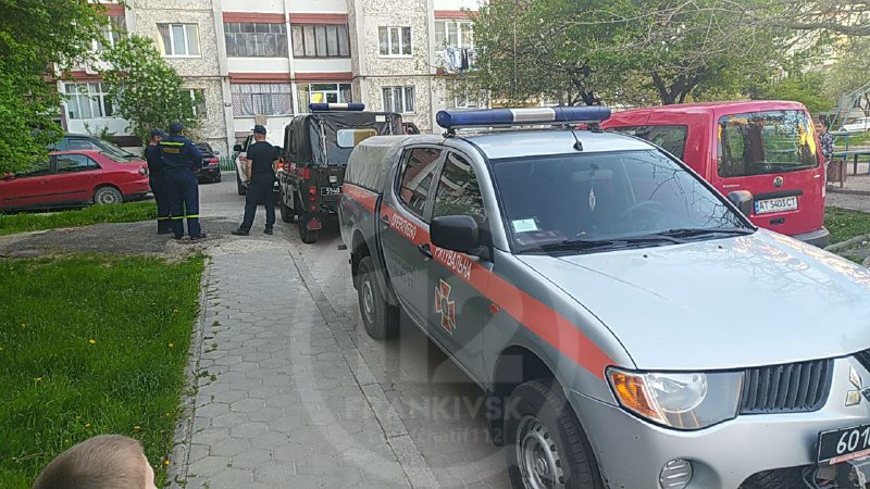 На горищі франківської багатоповерхівки знайшли міну (ФОТОФАКТ, ВІДЕО)