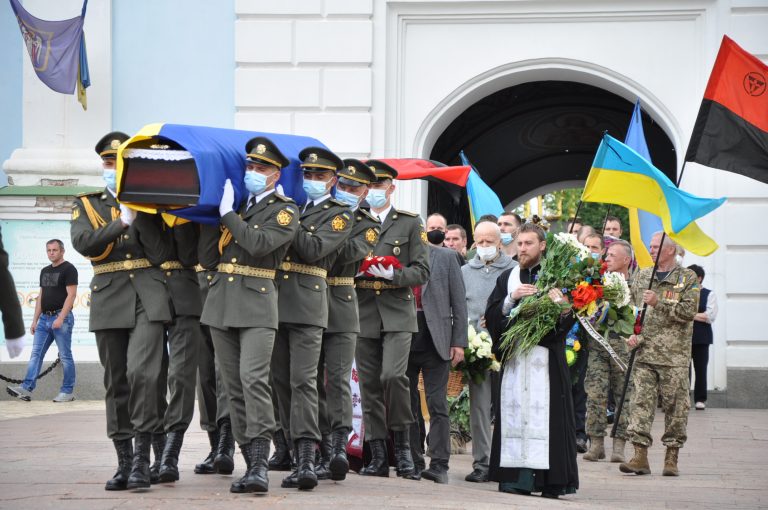 У Києві попрощалися з учасником підпілля ОУН та політв’язнем Орестом Васкулом з Городенківщини (ФОТО)