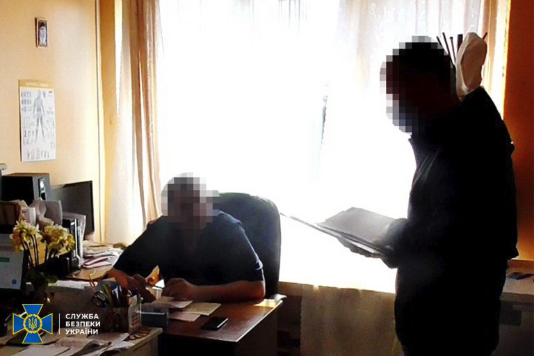 На Франківщині лікар підробляв довідки про негативний ПЛР-тест на коронавірус (ФОТО)