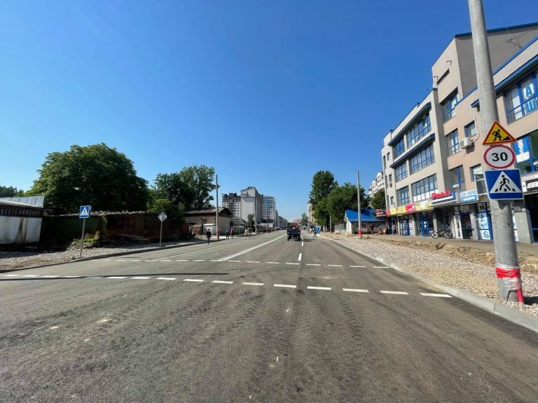 Комісія з безпеки не погодила схему організації руху, але з’єднані бульвари вже відкрили (ВІДЕО)