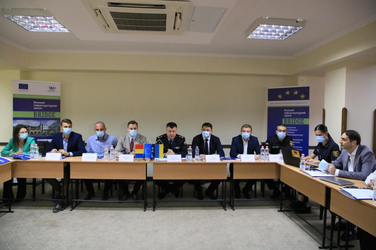 У Яремче українці та румуни обговорили, як покращити безпеку у громадах (ФОТО)