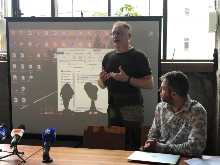 У палаці Потоцьких франківських школярів безкоштовно навчатимуть пантоміми
