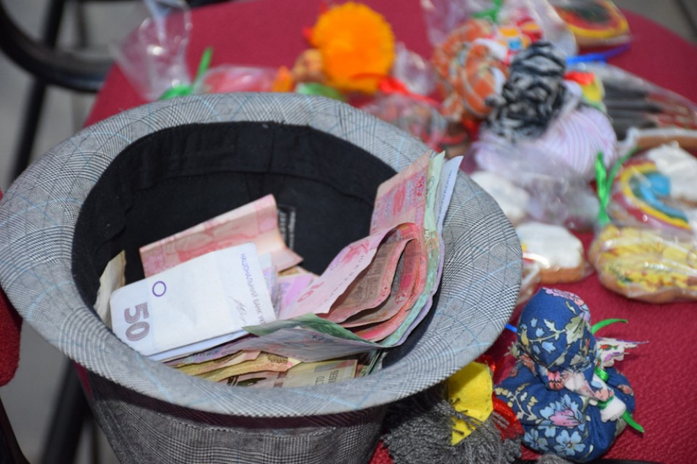 Понад 15 тисяч гривень зібрали на благодійному концерті у Франківську для обласної дитячої лікарні (ВІДЕО)