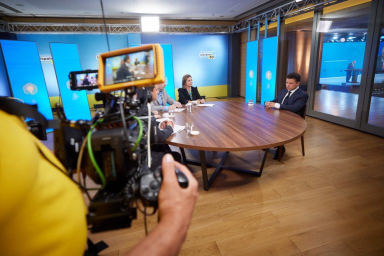 Приватизація – це не про те, скільки держава отримає при продажу, це про сплату податків щомісяця, щороку, – Зеленський