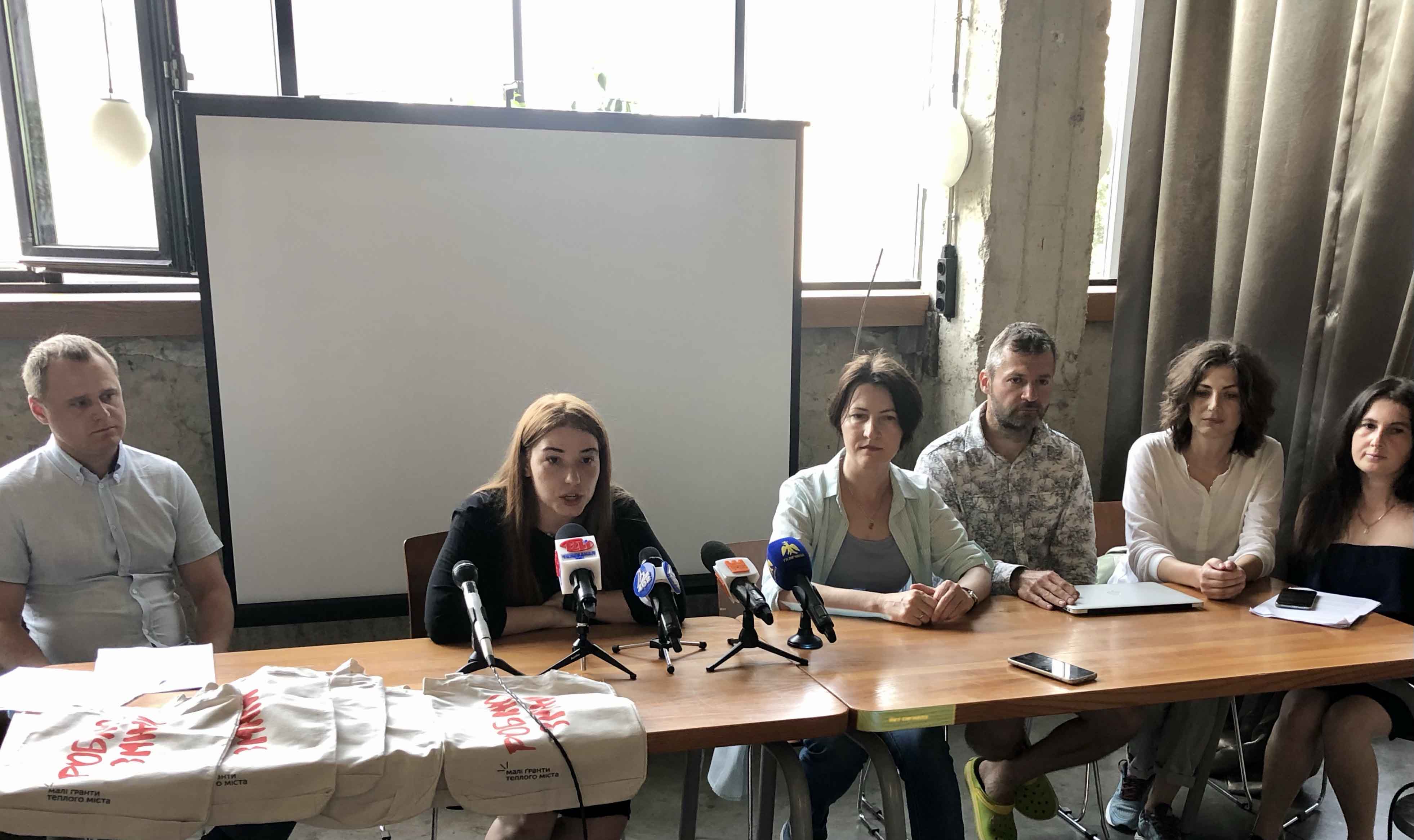 Драгомирчанська кухня, сад на даху та корекційна педагогіка: франківцям презентували проєкти-переможці “Малих ґрантів Теплого Міста”
