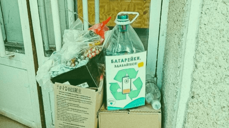 У Верховині шукають волонтерів, які допоможуть у боротьбі з використаними батарейками