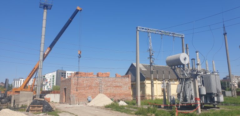 Прикарпатські енергетики розпочали масштабну реконструкцію підстанції “Крихівці” (ФОТО)