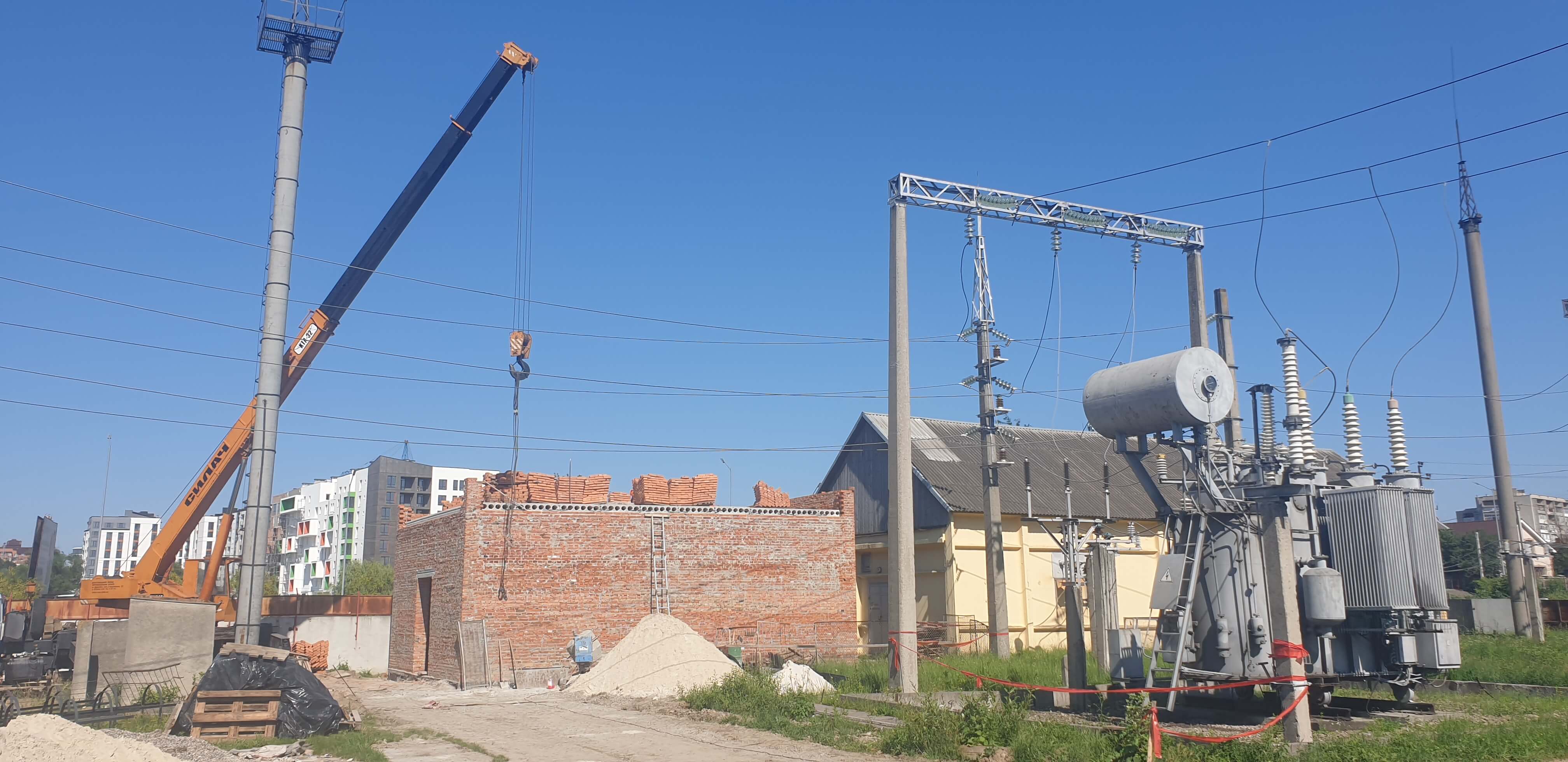 Прикарпатські енергетики розпочали масштабну реконструкцію підстанції “Крихівці” (ФОТО)