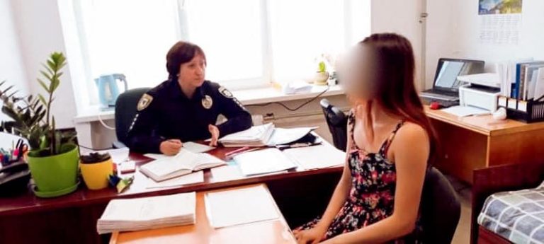 Поліціянти розшукали зниклу 16-річну дівчину – була у знайомого франківця (ФОТОФАКТ)