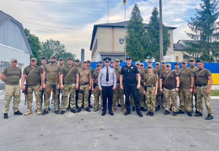 Загін прикарпатських поліціянтів приїхав додому із зони ООС (ФОТО)
