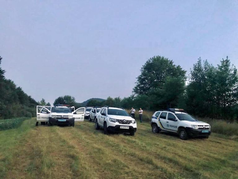 На Прикарпатті п’яний чоловік зґвалтував літню жінку і ховався в лісі (ФОТО)