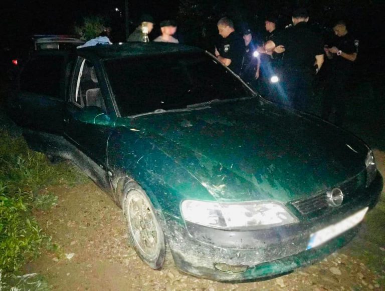 У Франківську з незаконною зброєю “попалися” білорус та киянин (ФОТО)