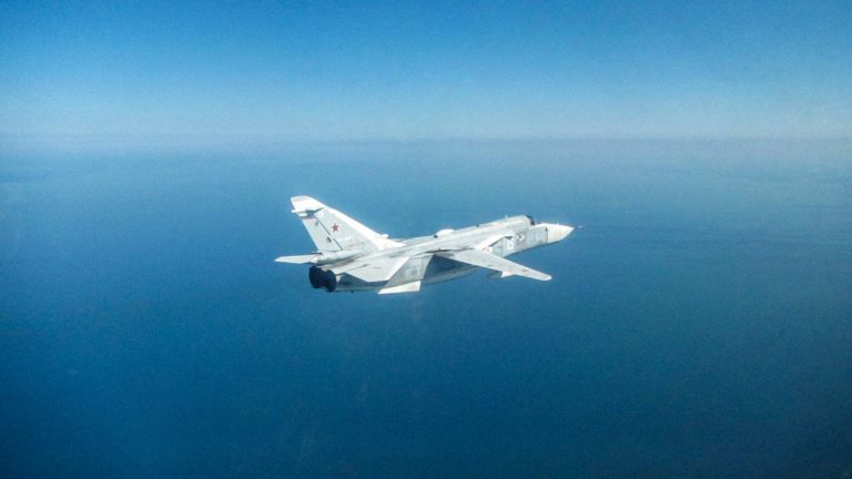 Британські винищувачі перехопили біля кордонів Румунії російський Су-24