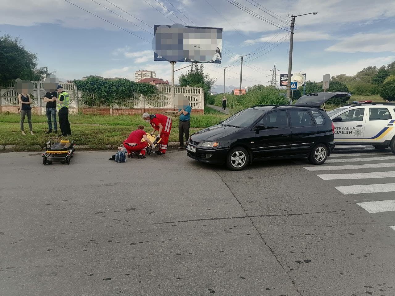 На Набережній під колеса авто потрапив 65-річний чоловік (ФОТО)