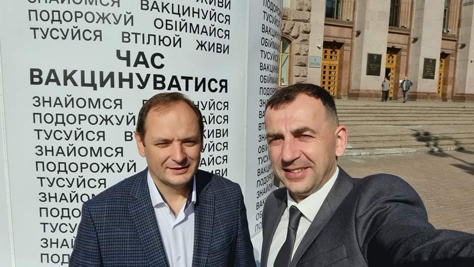 “Роги й копита” не виросли: секретар міськради прозвітувався про стан після вакцинації
