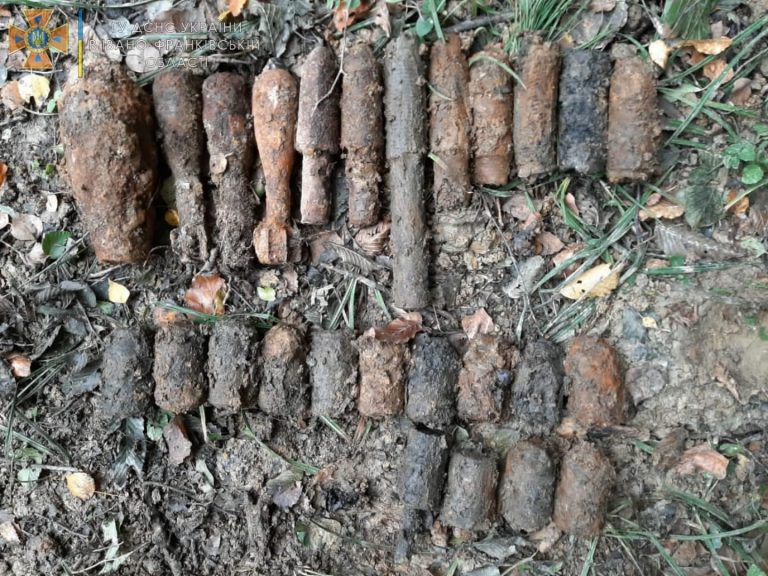 Ще близько 30 боєприпасів часів світових воєн знешкодили на Прикарпатті (ФОТО)