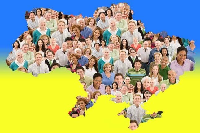 Мінцифри хоче залучити Apple до перепису населення в Україні