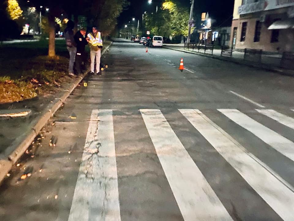 З’явилося відео ДТП у Калуші, в якій мотоцикліст на смерть збив дитину (ВІДЕО)