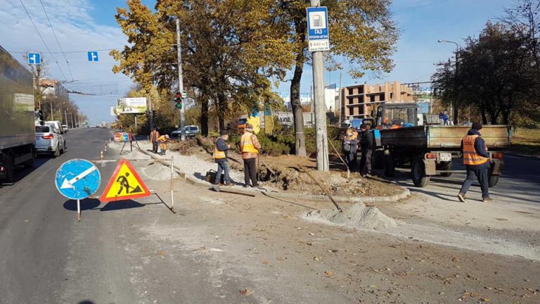 У Франківську реконструюють одне з найбільших перехресть міста (ФОТО)